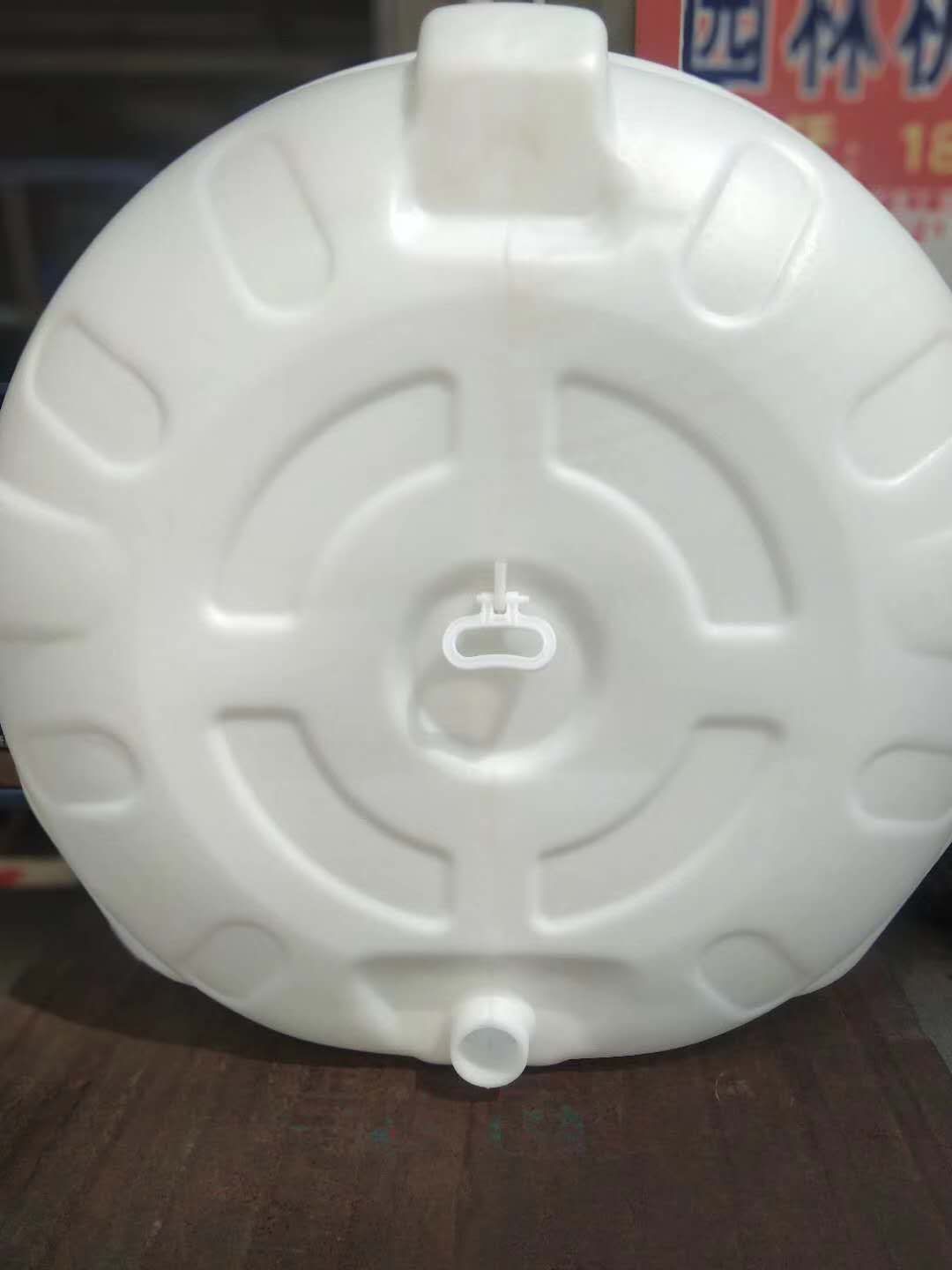 1噸塑料桶，1噸塑料水塔