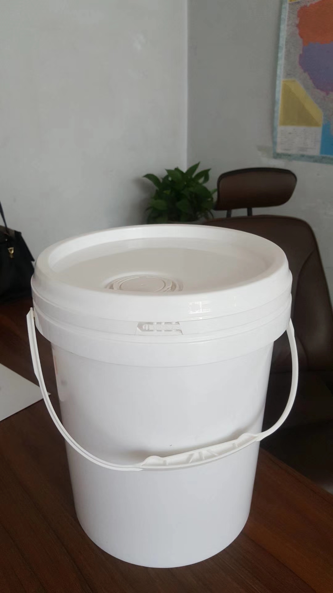 20升新磨具塑料桶